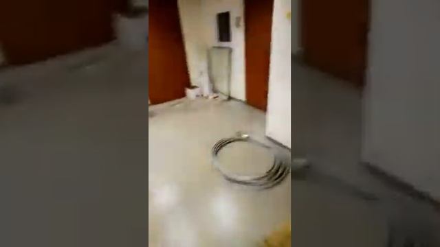 Как вытащить сейф 3 тонны из подвала. Ч.1 смотреть онлайн