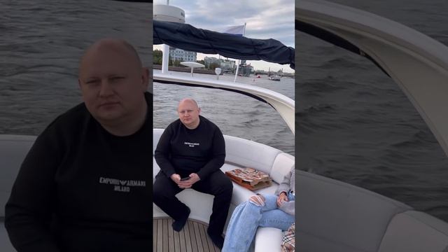 Семейный Питер. Август 2023 смотреть онлайн