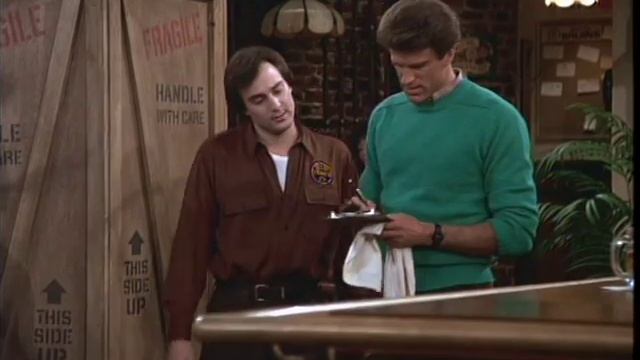 Alan Fine on Cheers смотреть онлайн