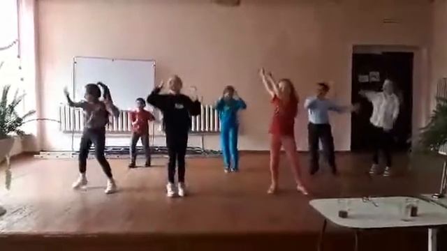 Моя сестра танцует ягоду малинку смотреть онлайн