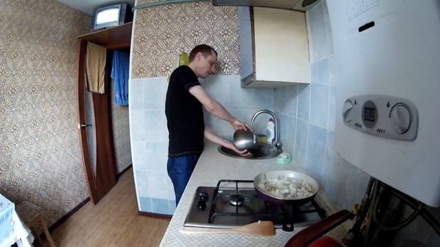 Картошка жареная на сале с луком Готовим не глядя смотреть онлайн