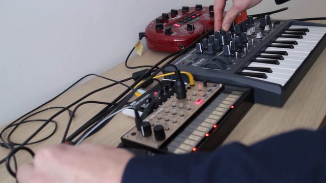 Korg Volca Keys meets Microbrute смотреть онлайн