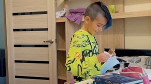 Мажор МУЧАЕТ сестру из СЕЛА. Порвал АЛЬБОМ А4. Алекс УНИЖАЕТ Веру из ДЕРЕВНИ. бедная ЖИЗНЬ в ДЕРЕВН