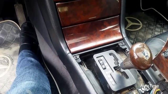 Снятие Подлокотника на Мерседесе w210 смотреть онлайн