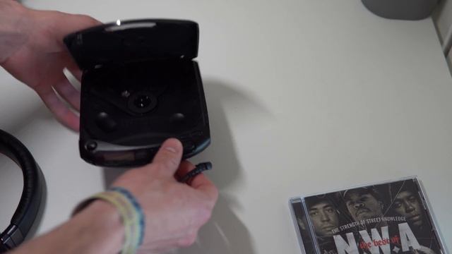 Sony D-141 Discman Hands On смотреть онлайн