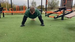 Калистеника для начинающих.. базовые упражнения !