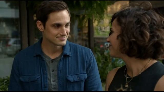 Рони рассказывает Генри, что хотела усыновить ребенка  7x06