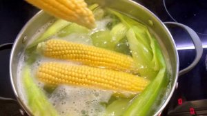 Кукуруза ? молодая варёная, очень вкусно и быстро