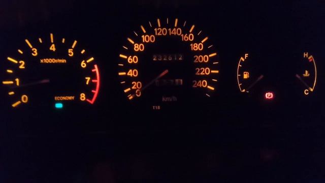 Toyota Carina-E глохнет на холодную смотреть онлайн