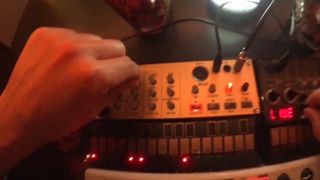 Korg Volca Keys & Volca beats , minimal ambient Jam || Ableton set смотреть онлайн