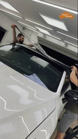 Оклейка полиуретановой пленкой крыши и молдингов GEELY TUGELLA. Полное видео смотри у нас на канале!
