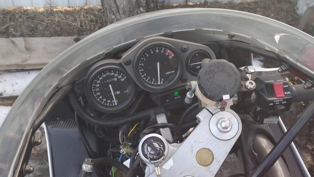 Yamaha FZR1000 3GM смотреть онлайн
