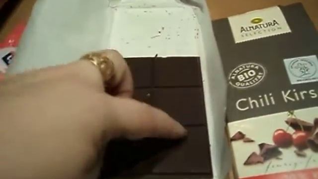 Шоколад с ПЕРЦЕМ ЧИЛИ???))) смотреть онлайн
