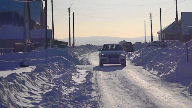прыжки на миниснегоходе СнеЖоК серия(3) смотреть онлайн