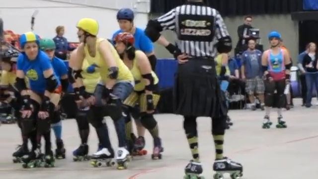 Mad Wrecking Dolls смотреть онлайн