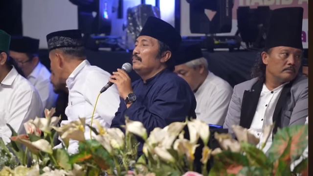 MANTENAN BERSHOLAWAT BERSAMA GUS IQDAM 21 MARET 2024 || dalam rangka HAUL KH. ZUBAIDI ABDUL GHOFUR смотреть онлайн