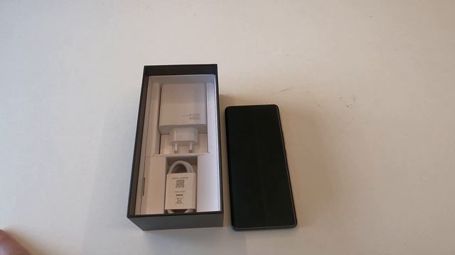 Xiaomi 12 Pro смотреть онлайн