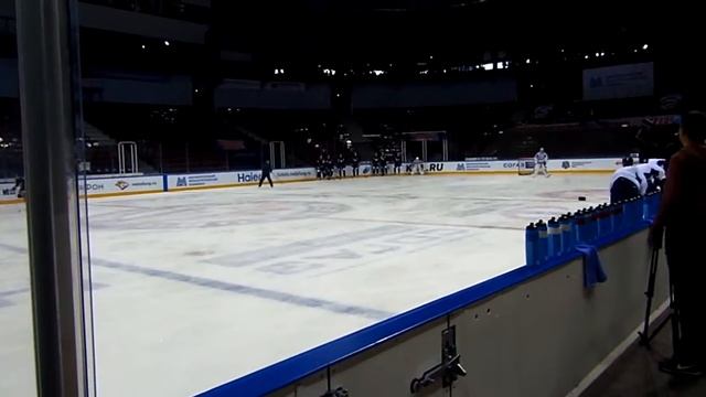 Тренировка хоккейного клуба Металлург смотреть онлайн