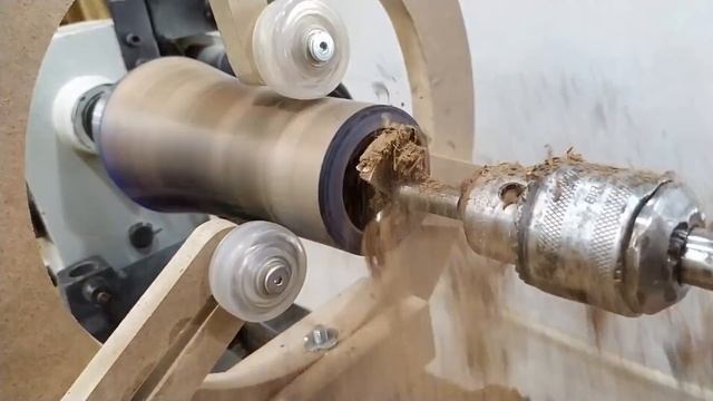 Woodturning - The Ultramarine lamp from elm! ! Ультрамариновый светильник из карагача и эпоксидки! смотреть онлайн