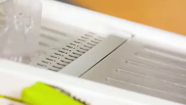 2020 New Arrivla Second Generation Adjustable Mandoline Slicer смотреть онлайн