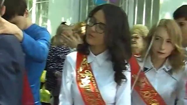 Последний звонок 2015. 14 школа, г. Кисловодск смотреть онлайн