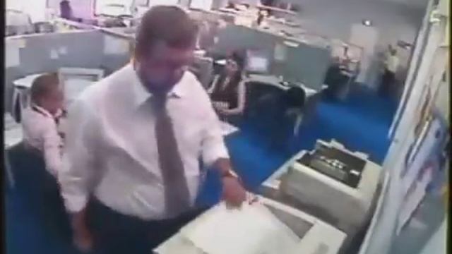 Office Rage Compilation смотреть онлайн