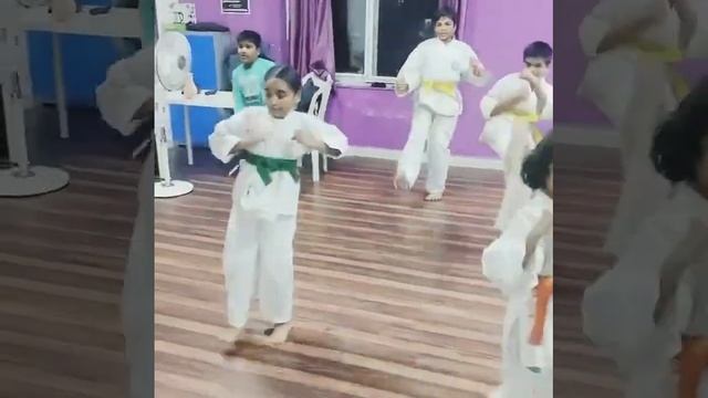 Reverb Studio | Dance Classes | Zumba Classes | Art Classes | Clasical Dance | Chandana Srinivas смотреть онлайн