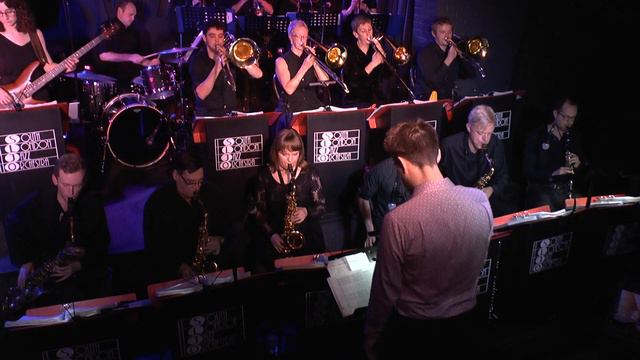 South London Jazz Orchestra - In The Mood (Glenn Miller) смотреть онлайн
