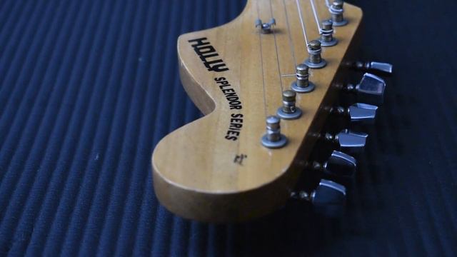 Vintage Japanese Stratocaster: Holly Splendor. смотреть онлайн
