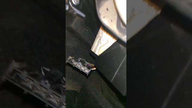 Снятие резистора печки автомобиля Fiat Albea. смотреть онлайн