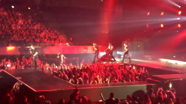 #BSBPHI -- No One Else (Brian Littrell's partial solo), New Love смотреть онлайн