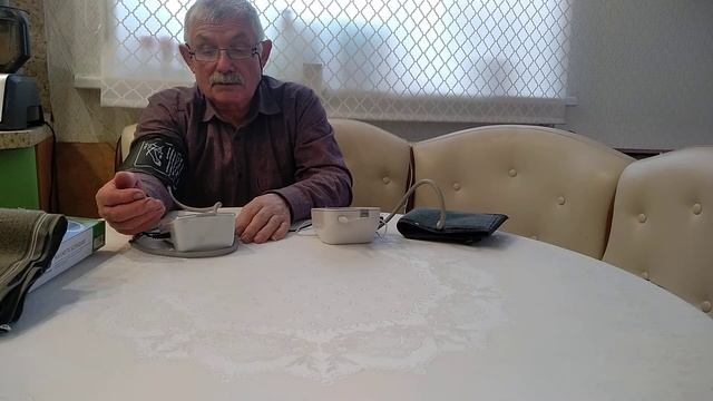 Заменить манжету для тонометра измерителя давления от другого производителя, можно смотреть онлайн