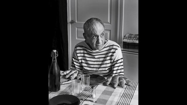 RECREATING FAMOUS PHOTOS смотреть онлайн