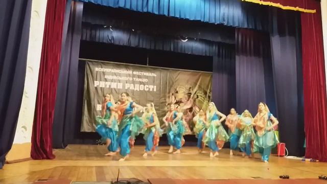 В виртуальной реальности. Школа танца ЯДЖЕШВАРИ. смотреть онлайн