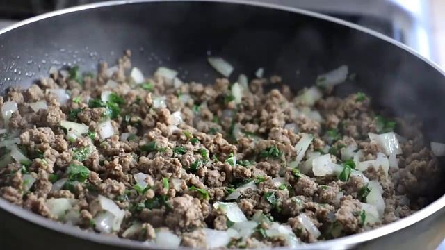 БЫСТРО, ВКУСНО И ПОЛЕЗНО!!! РУЛЕТ ИЗ МЯСА И КАРТОФЕЛЯ смотреть онлайн
