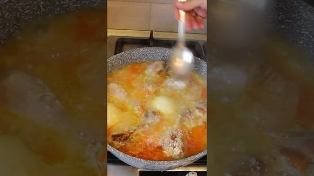 Курица с рисом на сковороде/Как приготовить курицу/ The Best One Pen Chicken And Rice/ Shorts смотреть онлайн