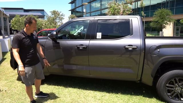 Is the 2023 Toyota Tundra SX a BETTER truck than a Chevy Silverado RST? смотреть онлайн