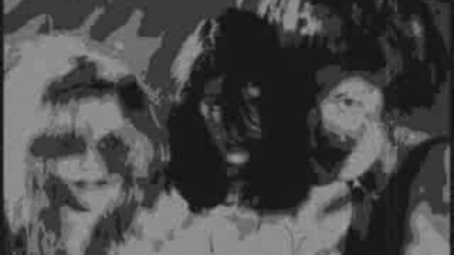 Hello - Babes In Toyland смотреть онлайн