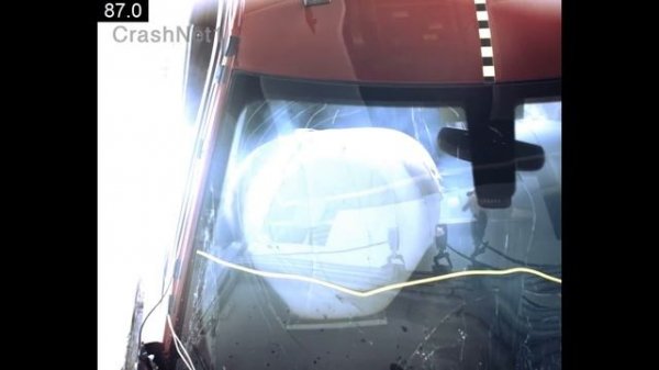 2016 Chrysler 300 Crash Test (Frontal Crash)