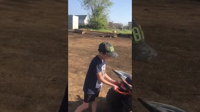 Я и мой КВАДРОЦИКЛ как всë токи круто!!! смотреть онлайн