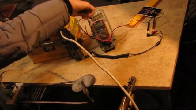 аккумулятор 12в. дохлая банка.