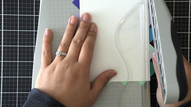 Simon Says Stamp - Geometric Die-Cut Backgrounds смотреть онлайн