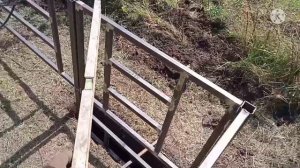 Установка оградок на кладбище / как правильно и точно установить оградки / установка оградок