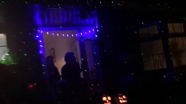 Хэллоуин в Англии. Наш ужин / Halloween смотреть онлайн