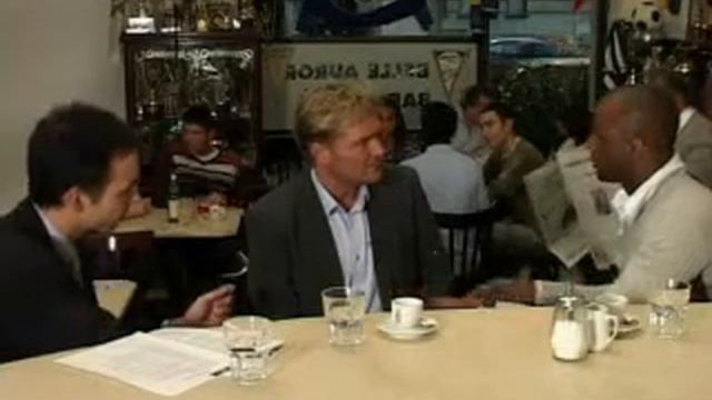 Vieira and Frisk talk football - part 2 смотреть онлайн