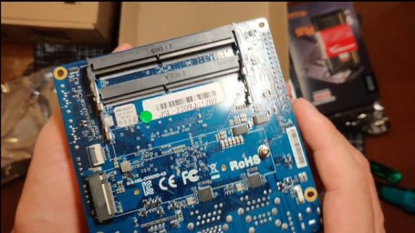 ODROID-H3 - обзор, сборка одноплатного ПК. В РОСИИ ТАКОГО НЕ КУПИШЬ!!! #smarttech #review