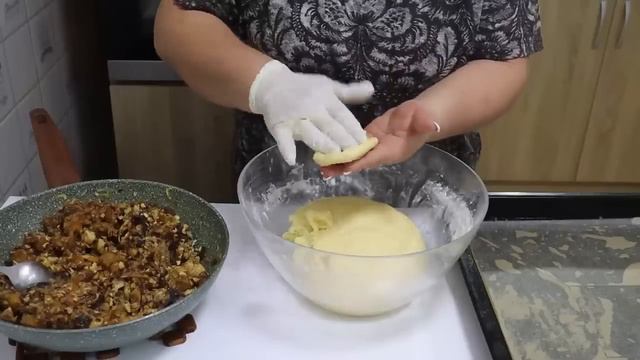 🧐JEFTINO,BRZO I LAKO, a miriše na dobra, stara vremena❗Originalni recept za PUNJENE GURABIJE+Bombic смотреть онлайн