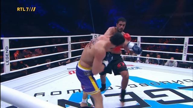 Badr Hari vs Zabit Samedov 1080p HD Бадр Хари vs Забит Самедов 5-25-2013 Moscow @ Legend-gala смотреть онлайн