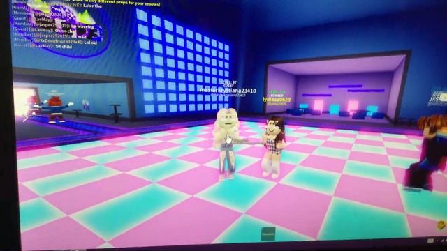 How to dance the same time with someone in TTD3! смотреть онлайн