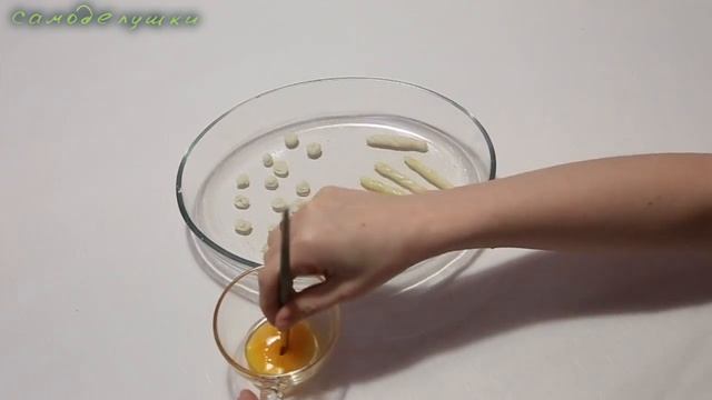 Как сделать корзинку и хлеб для кукол. How to make a Bread in the basket for dolls. смотреть онлайн